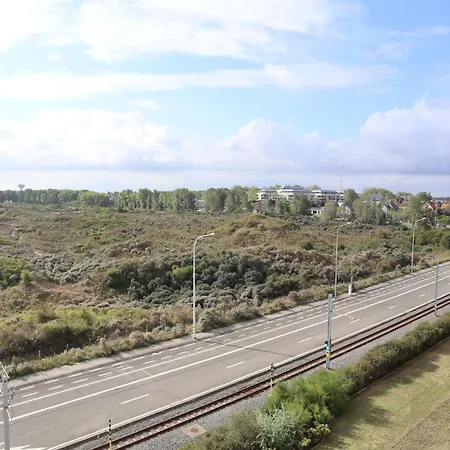 公寓 In Near Scenic Coastline, Cleaning Included